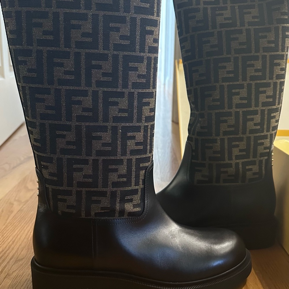Fendi Filo Black and Brown Patterned Boots